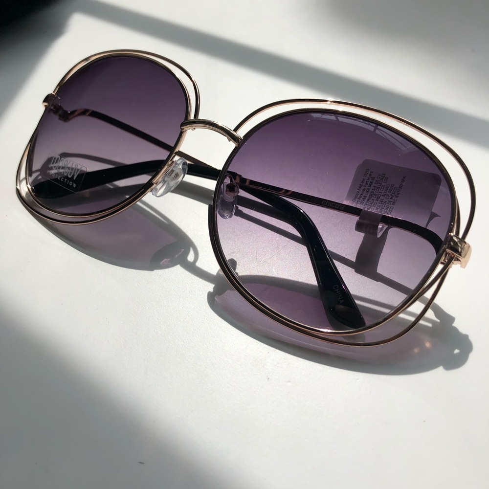 Gold-Tone Round Sunglasses with Purple Lenses – UV Protection